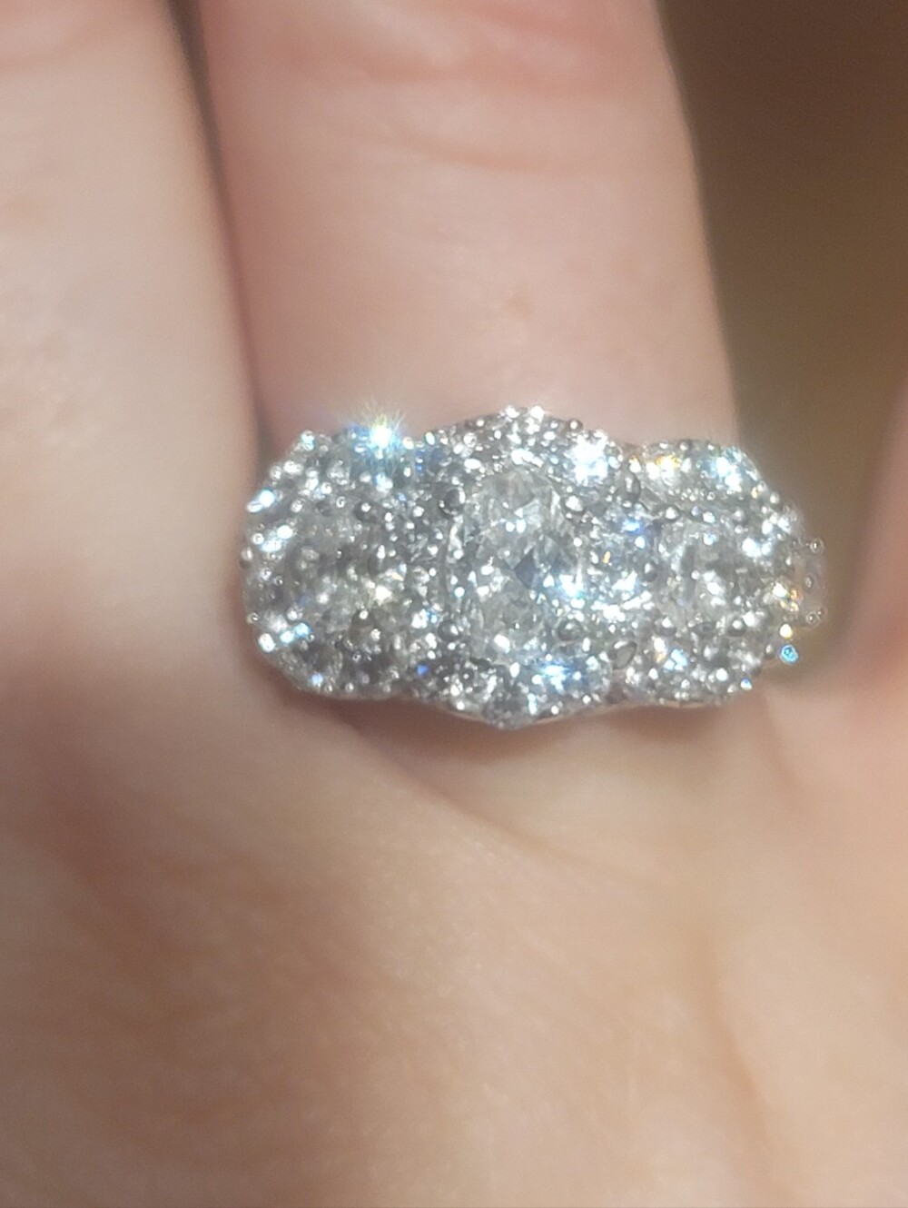 Amazing 14k DIAMOMD ring Retail 14k